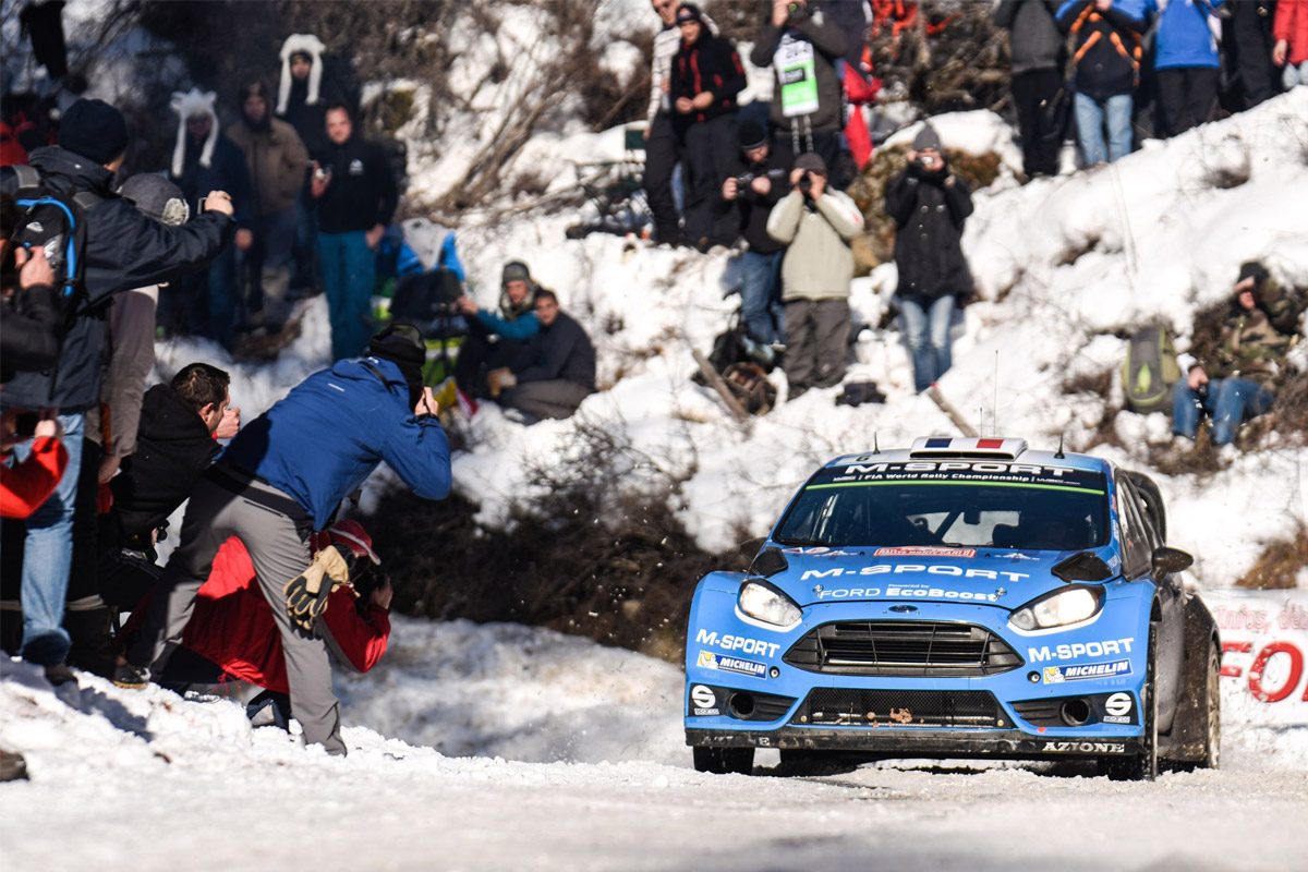 Rally car on ice